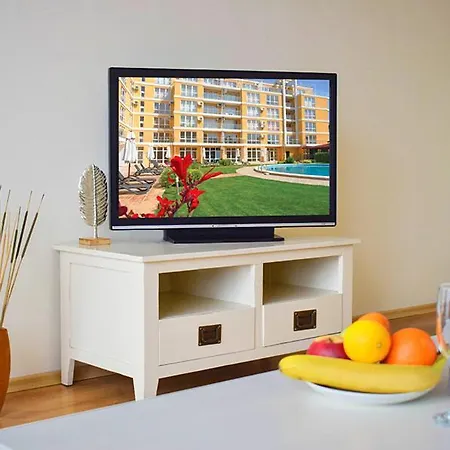 Flores Park Sunny Beach Солнечный берег